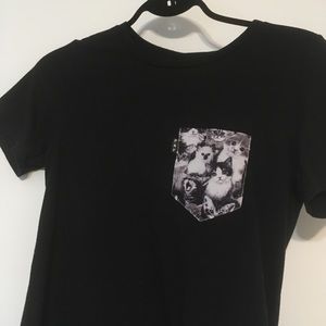 Poches et fils t-shirt